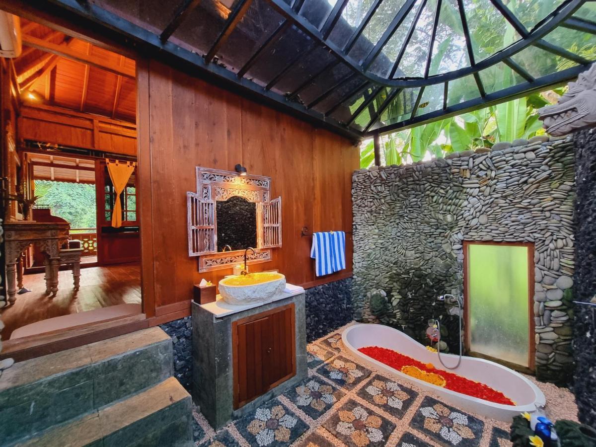 Avalon Ubud Castle & Spa Eksteriør billede