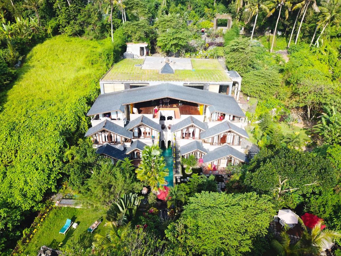 Avalon Ubud Castle & Spa Eksteriør billede